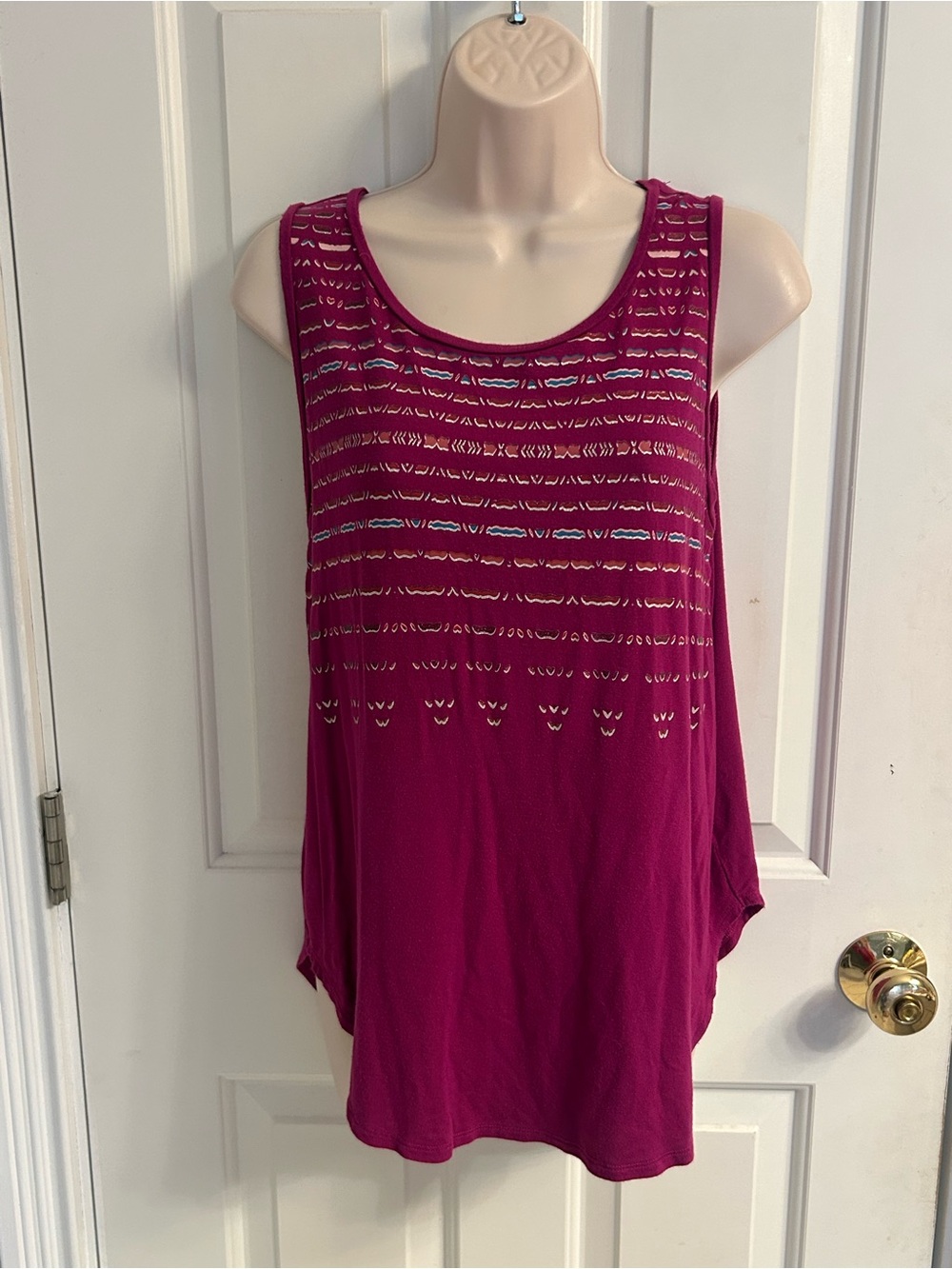 Apt. 9 Magenta Scoop Neck Tank with Glittery Stripe Detail